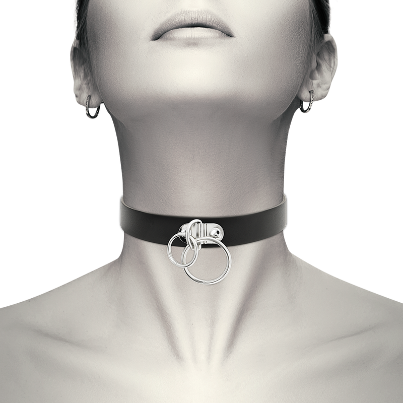 COQUETTE CHIC DESIRE - COLLIER DOUBLE ANNEAU EN CUIR VEGAN