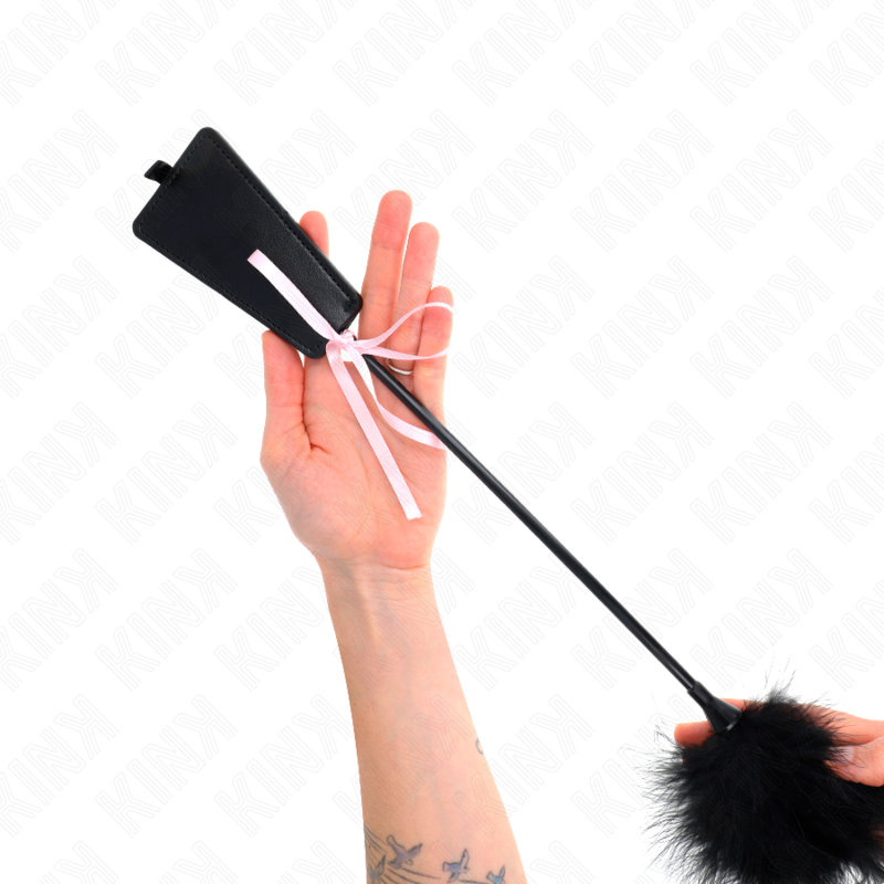 KINK - PLUMES CHATOUILLANTES AVEC NŒUD ROSE 49 CM