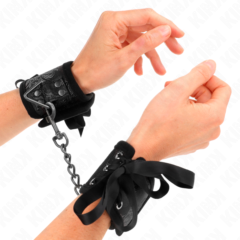 KINK - MENOTTES SCANDALE EN DENTELLE NOIRE 24,5 CM X 6,5 CM