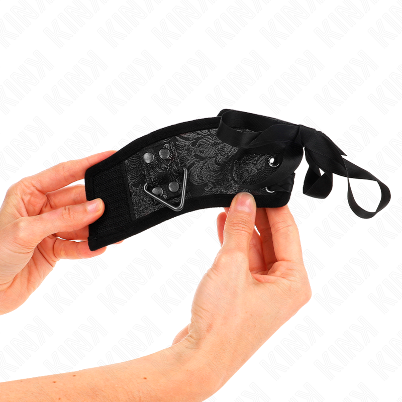 KINK - MENOTTES SCANDALE EN DENTELLE NOIRE 24,5 CM X 6,5 CM