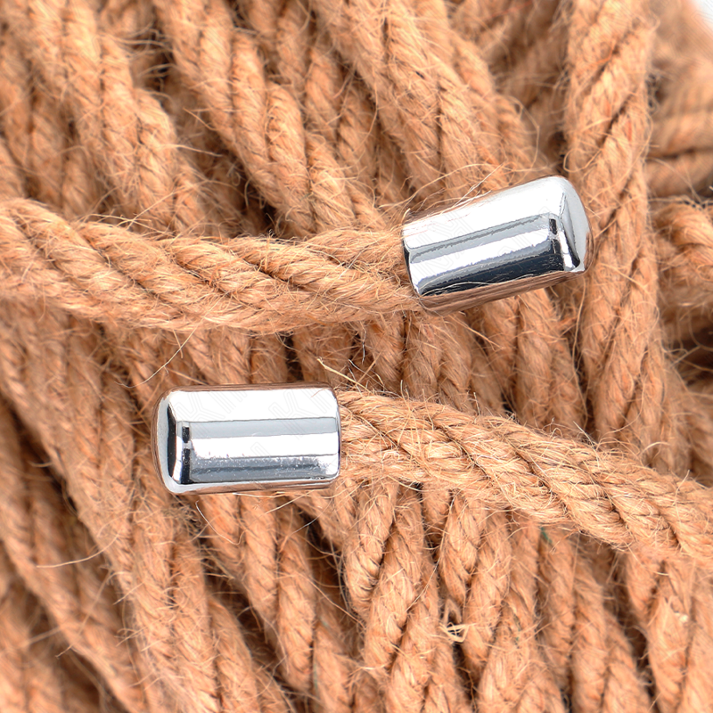 KINK - CORDE DE CHANVRE AVEC EMBOUT MÉTALLIQUE 10 MÈTRES