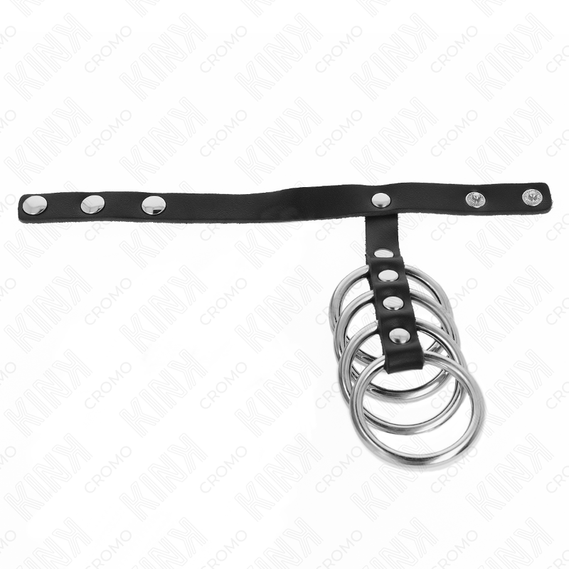 KINK - 4 ANNEAUX PÉNILIENS MÉTALLIQUES 3,8 CM RELIÉS PAR UNE BANDE EN CUIR 22 X 1,5 CM ET UN BOUTON PRESSION